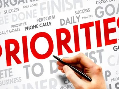 Cover image for blog: How to increase meeting productivity?